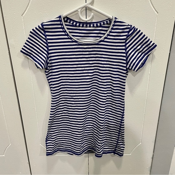 Lululemon Lively Crewneck Tee *Vitasea - Picture 6 of 13